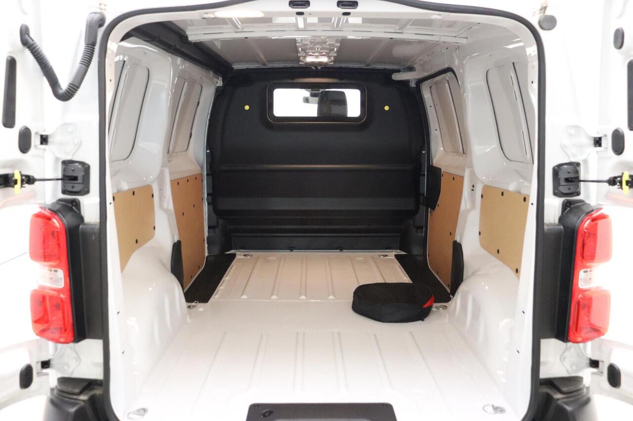 Peugeot e-Expert EV L2 75 kWh 100% Elektrisch | Airco | Cruise Control | Navigatie | Nieuw uit voorraad | Direct leverbaar