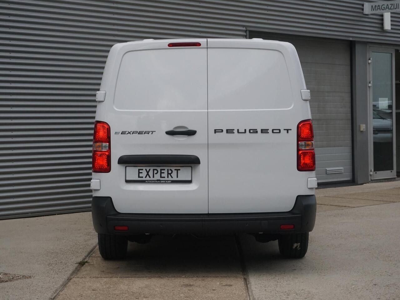 Peugeot e-Expert L3 75 kWh | 0% rente | navi incl. Apple Carplay | camera | parkeersensoren voor & achter | dodehoekwaarschuwing | rijklaarprijs