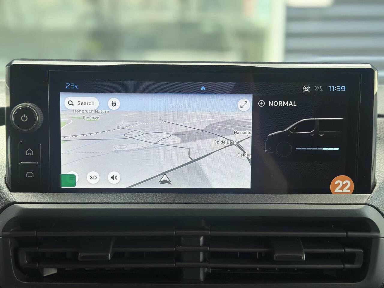 Peugeot e-Expert Long 75 kWh | Parkeercamera/-sensoren | Navigatie | Apple Carplay/Android Auto | DAB | Cruise Control | Airco | 3 Persoons |