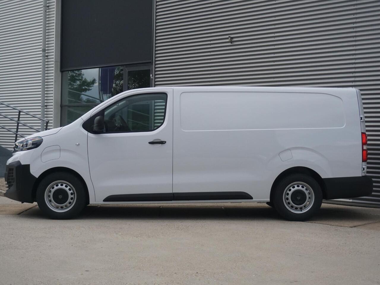 Peugeot e-Expert L3 75 kWh | 0% rente | navi incl. Apple Carplay | camera | parkeersensoren voor & achter | dodehoekwaarschuwing | laadruimtebetimmering | rijklaarprijs