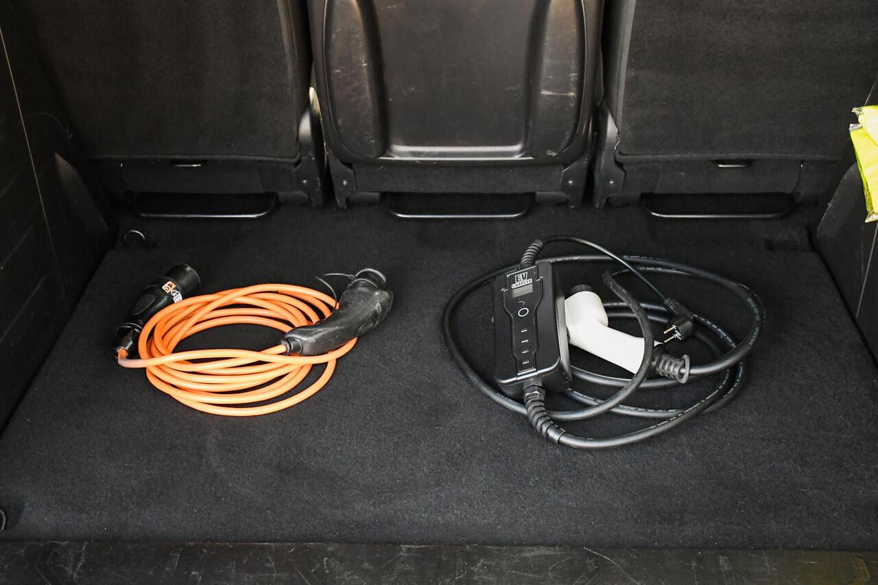 Peugeot e-Partner Tepee Electric Active NAVIGATIE/ CAMERA/ LED/ DAB