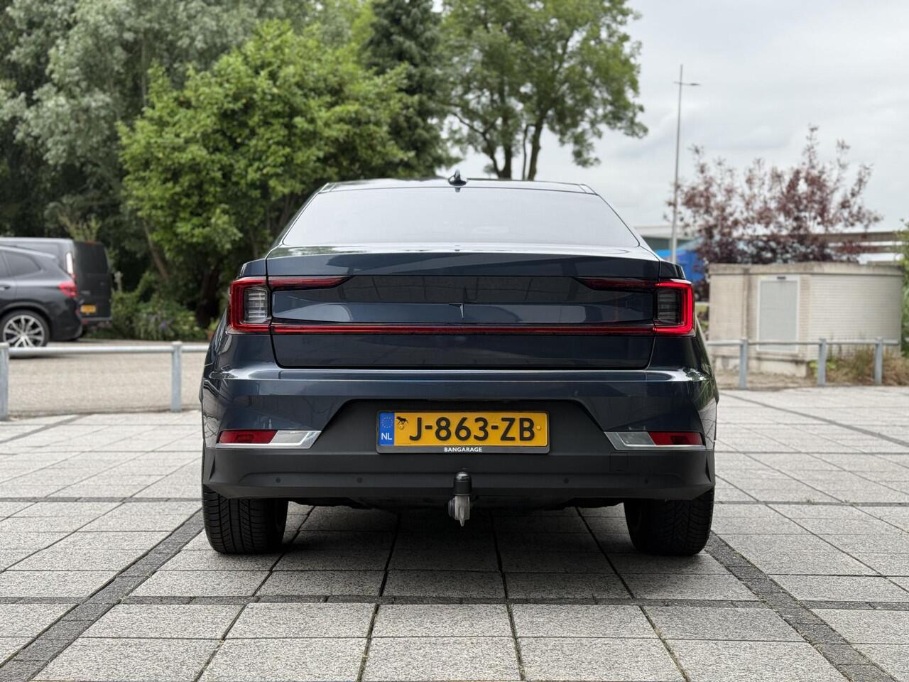 Polestar 2 Aut. Long Range Dual AWD | Trekhaak | Panorama | 360 | Camera | Harman Kardon |