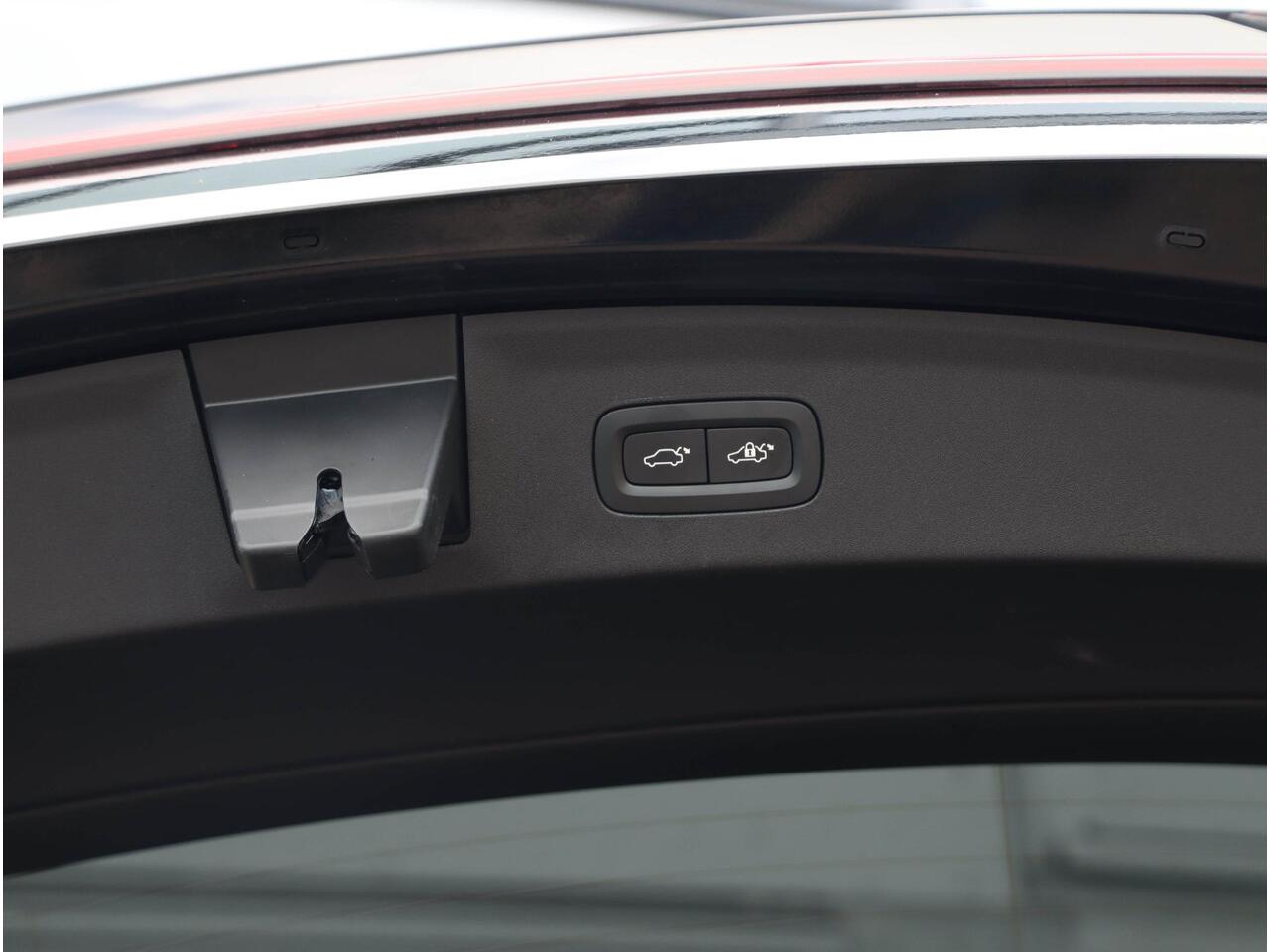 Polestar 2 Long Range Dual Motor Launch 78kWh 408pk Harman Kardon