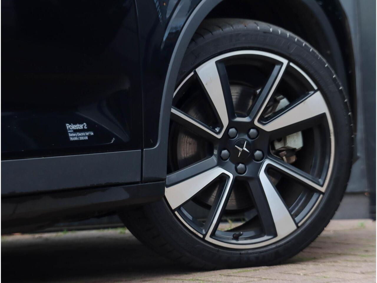 Polestar 2 Long Range Dual Motor Launch 78kWh 408pk Harman Kardon