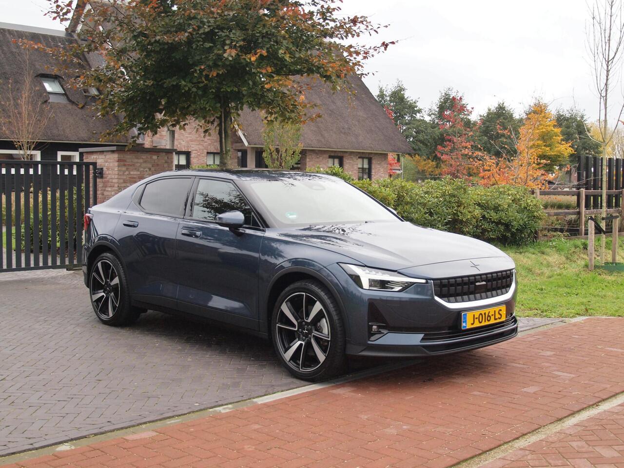 Polestar 2 Long Range Dual Motor Launch Edition 78kWh | Trekhaak | Panoramadak | Harman Kardon | Privacy glas |