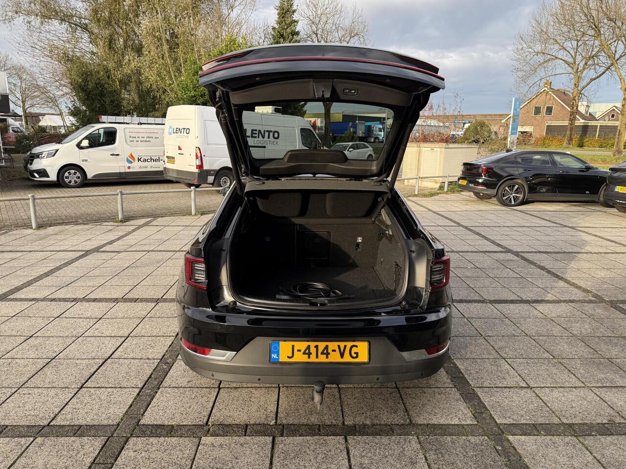 Polestar 2 Aut. Long Range Dual AWD | Trekhaak | Panorama | 360 Camera | Harman Kardon |