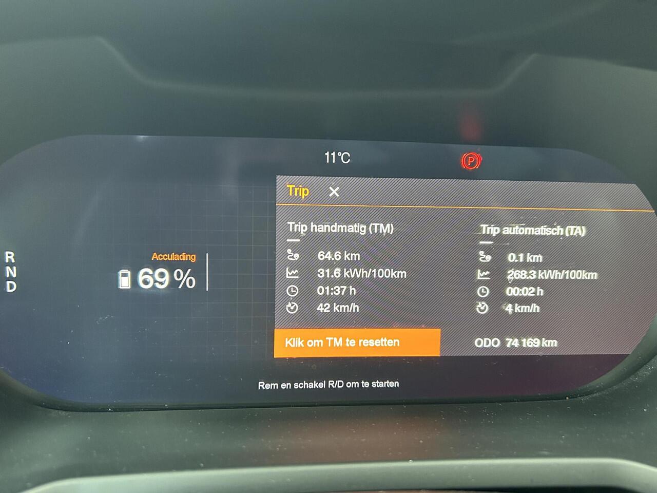 Polestar 2 Long Range Dual Motor Launch Edition 78kWh 20 inch/ harman kardon/ 360 camera/ intellisafe/ panoramadak