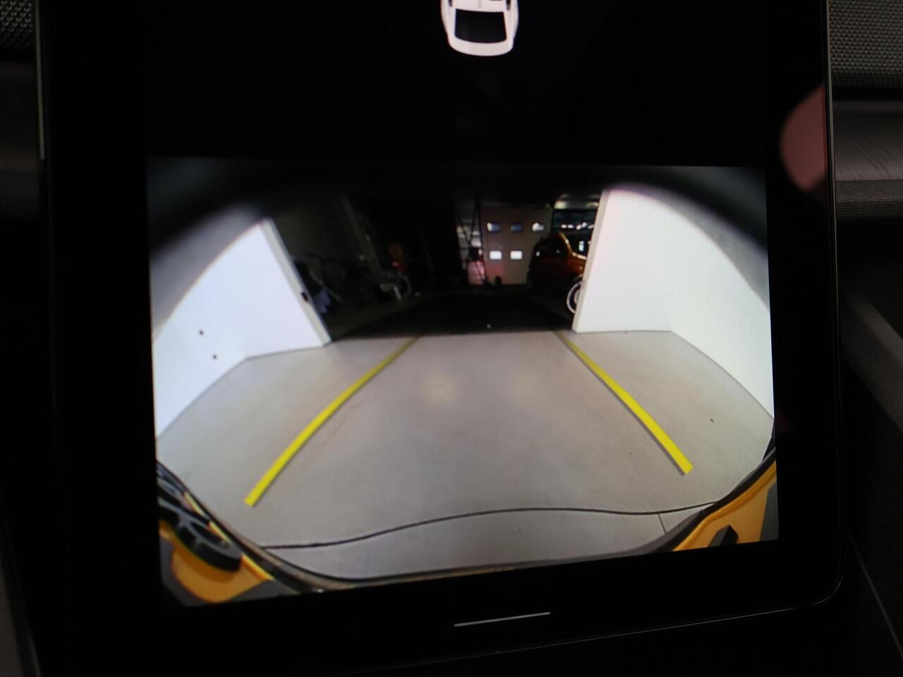 Polestar 2 LONG RANGE DUAL MOTOR 408 PK 78 KWH LAUNCH + WEGKL. TREKHAAK | PANORAMA | 360 CAMERA | 20 INCH | PIXEL LED