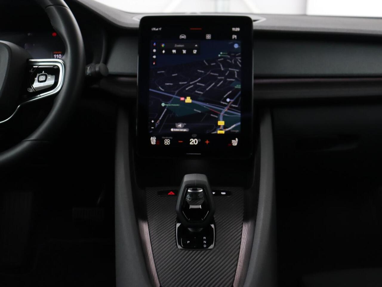 Polestar 2 Long Range Dual Motor Launch Edition 78kWh | Performance | Panoramadak | 360 Camera | Achterbankverwarming | Adaptive cruise | Carplay | Camera | Stoelverwarming | Keyless