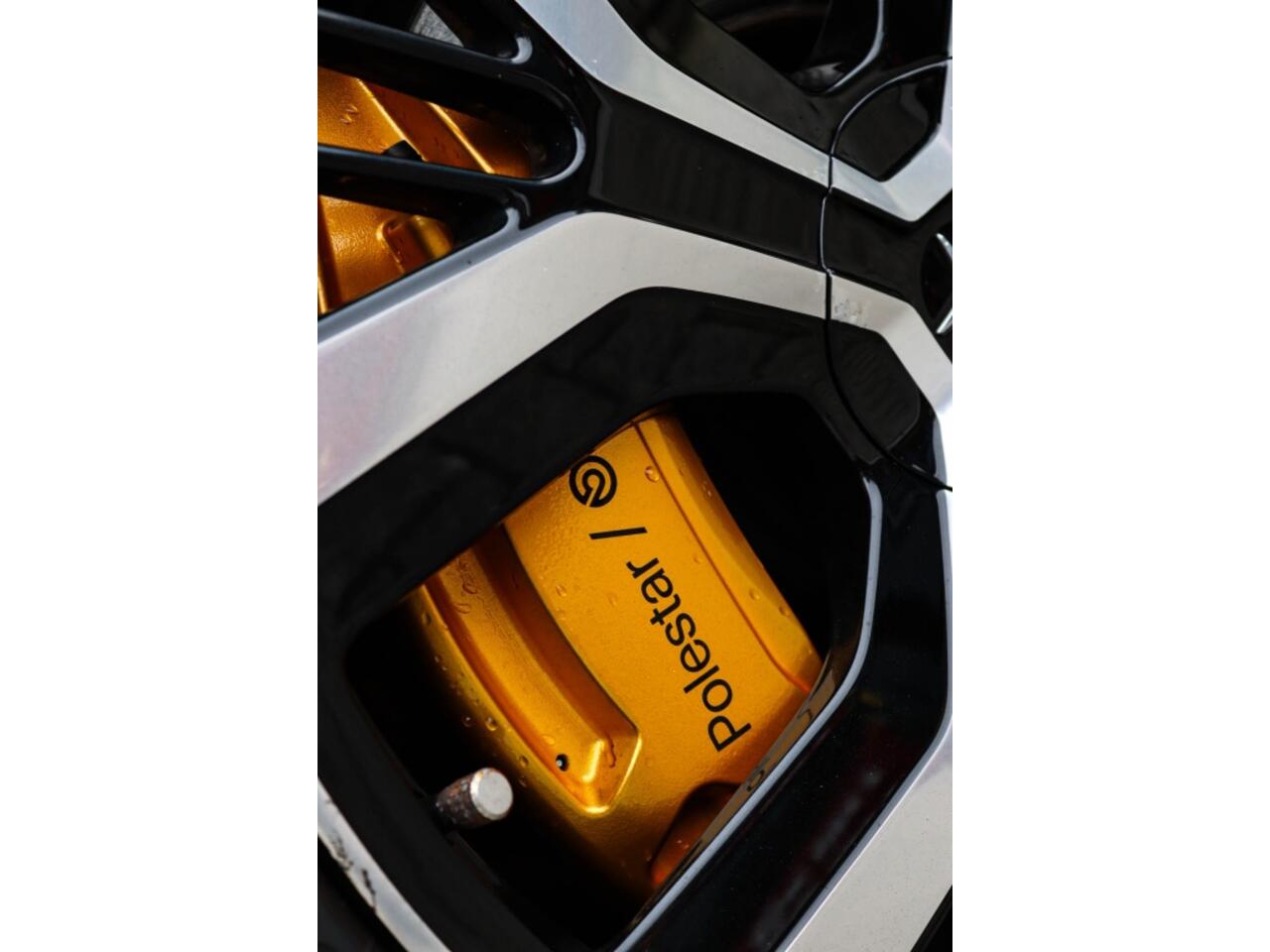 Polestar 2 Long Range Dual Motor Performance pack 78kWh 91,3% SOH l Pano l