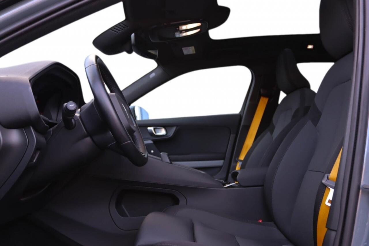 Polestar 2 Long Range Dual Motor 408pk Performance Pack l l Pilot Plus l Tr