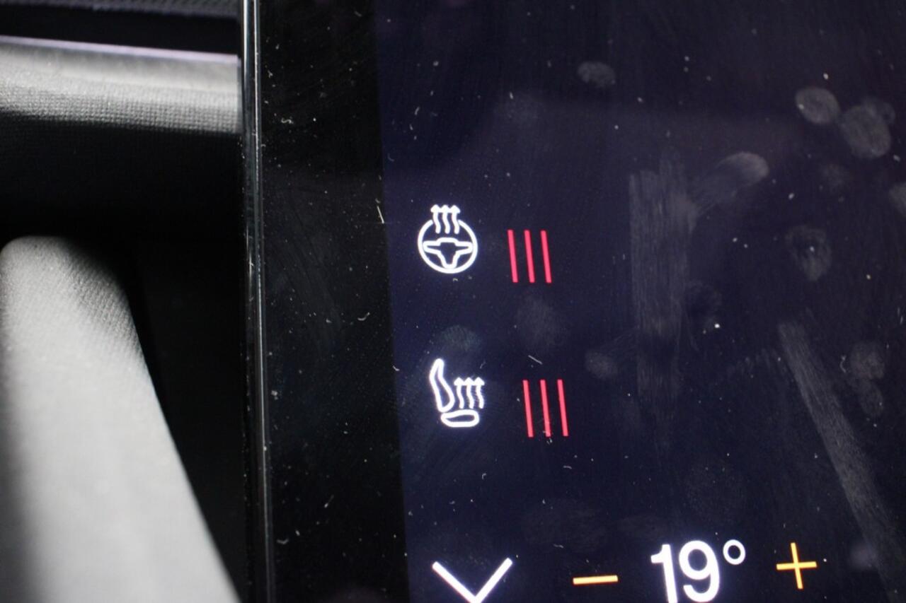 Polestar 2 Long Range Dual Motor Launch Edition 78kWh - Panorama, Carplay, Camera, Memory, SOH 91,91%