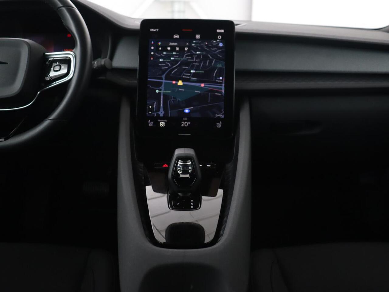 Polestar 2 Standard Range Single Motor 63kWh | 360 Camera | Stoelverwarming | Adaptive cruise | Carplay | Park Assist | 19'' | Keyless | Full LED | Digital Cockpit | DAB