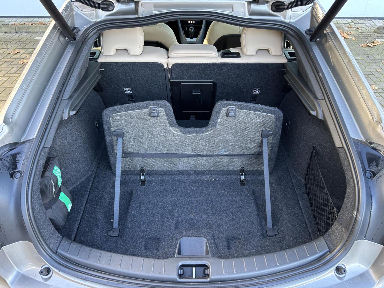 Polestar 2 Standard Range Single Motor 63kWh | 95% SOH | Panoramadak | Harman Kardon | Lederen bekleding |