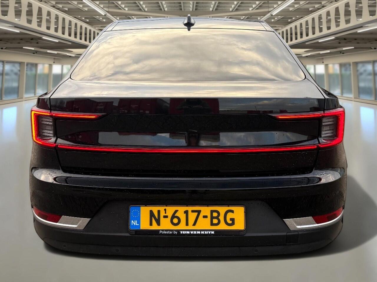Polestar 2 Long Range Dual Motor 78 kWh Pilot pack/Plus pack/trekhaak/All seasonbanden/rij klaar