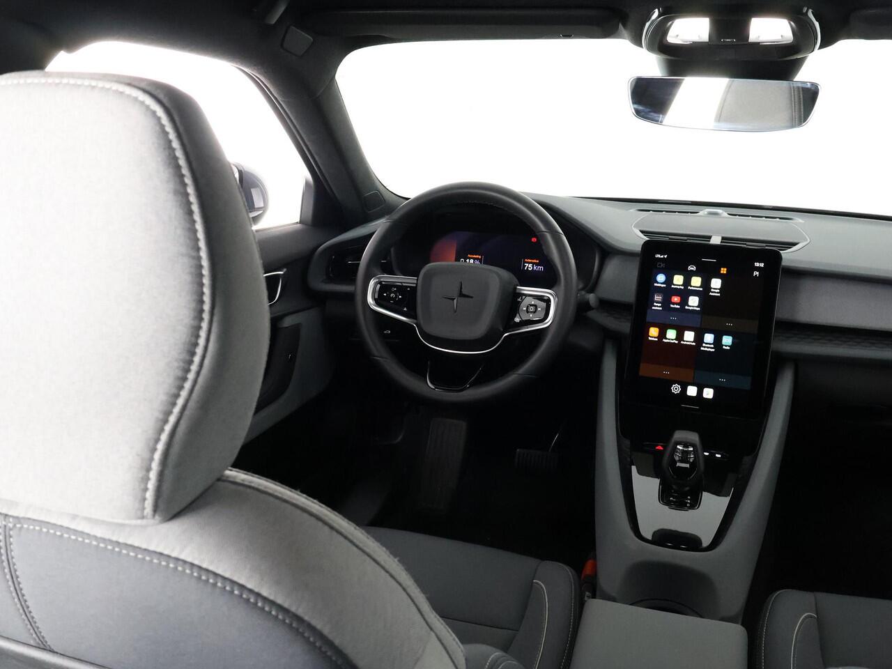 Polestar 2 LONG RANGE 78 kWh ACCU 90% GARANTIE 2032 !* RANGE TOT 561 KM WLTP. PARKEERSENSOREN V+A . STOELVERWARMING . FULL MAP NAV . STOELPROFIELEN . CAMERA