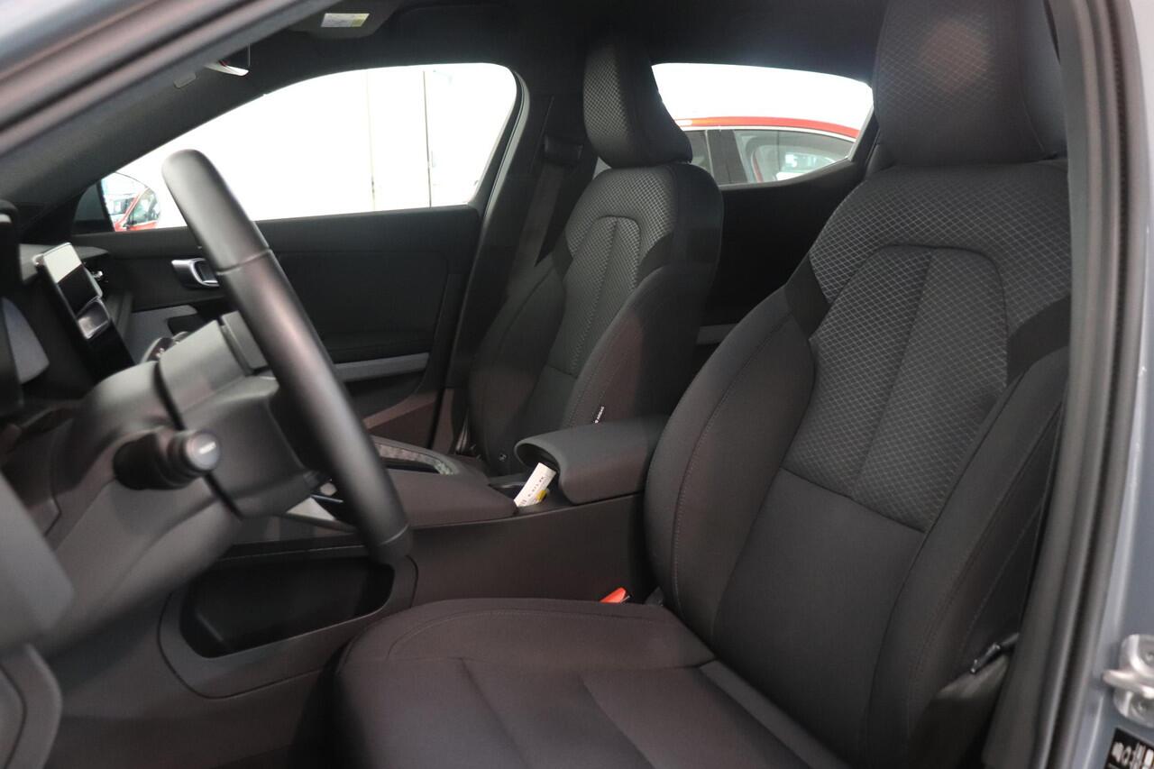 Polestar 2 Standard Range Single Motor 69 kWh | Adaptieve Cruise control | SoH 96% | 360° Camera | elektr. stoelen | AppleCarplay AndroidAuto | LED verlichting |