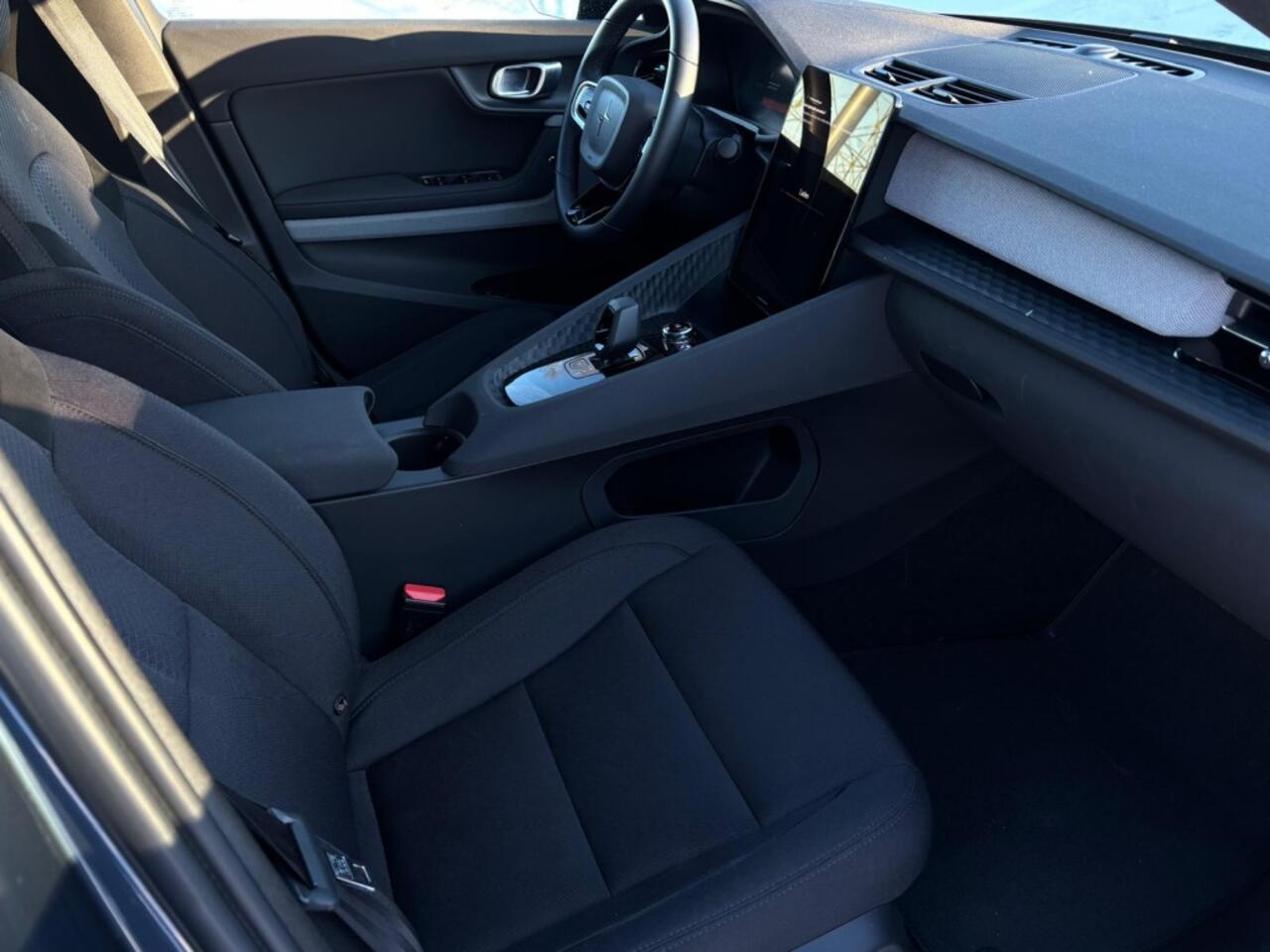 Polestar 2 Standaard Range Single M 63kWh SOH 92%