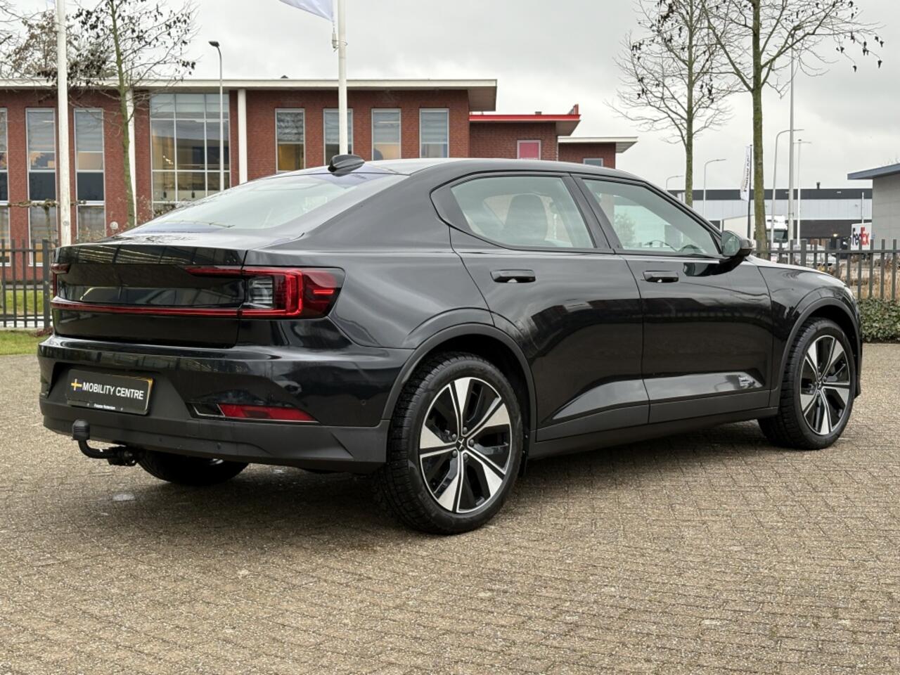 Polestar 2 Long Range Single Motor 78 kWH | Pilot Lite | Winter&zomerbanden