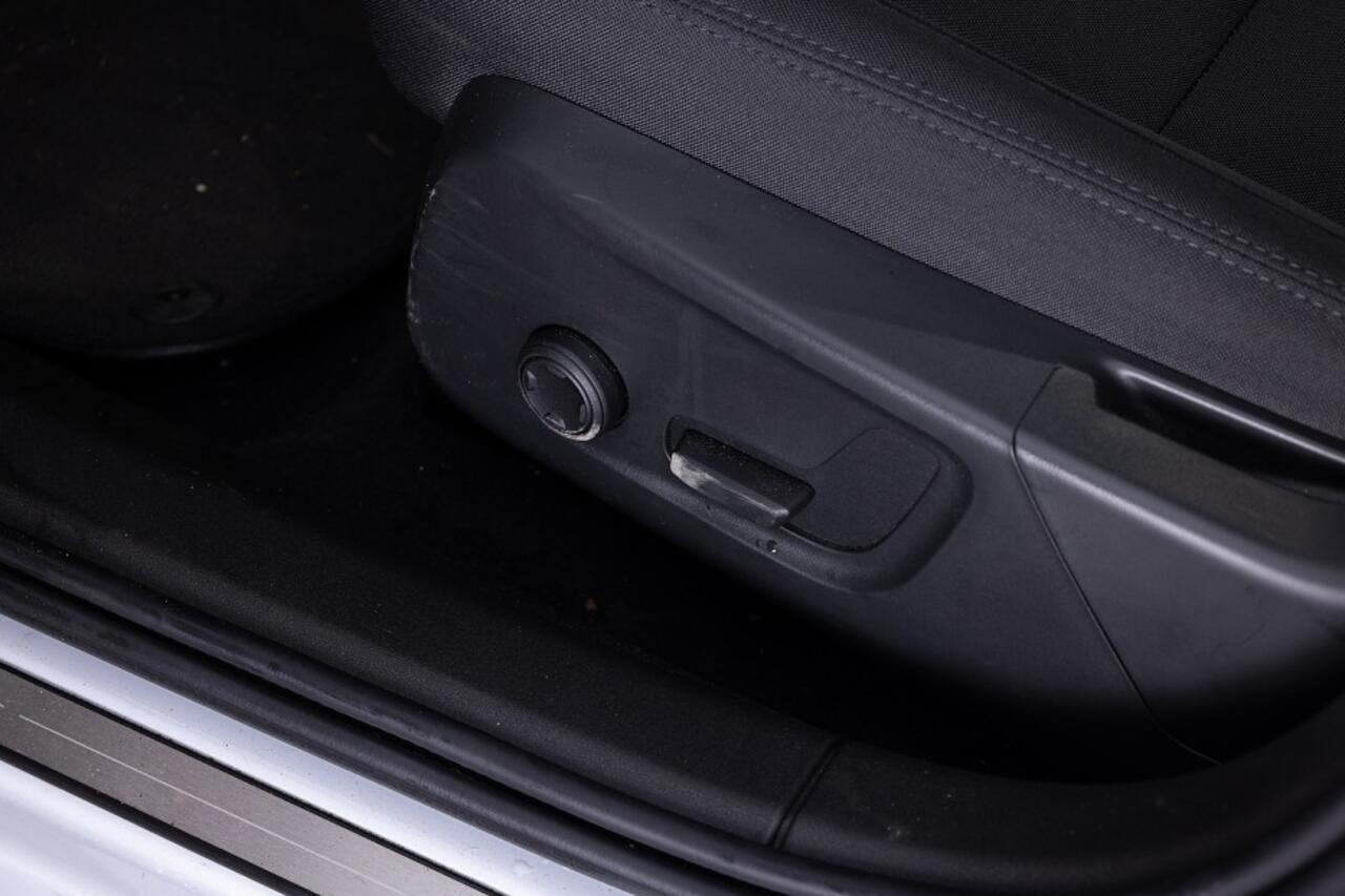 Polestar 2 Long Range Single Motor 78 kWh | KEYLESS | CARPLAY | 360 Camera | SOH 96,7%