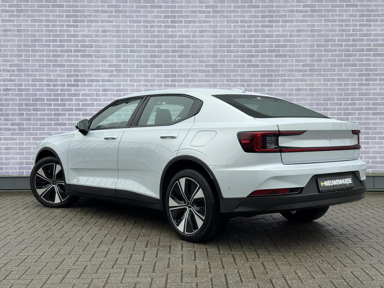 Polestar 2 Long Range Single Motor 78 kWh | Pilot lite pack | Adaptive cruise control | 360 camera | Stoelverwarming | Google Maps navigatie | Dodehoekdetectie BLIS | LED koplampen | Keyless | Apple Carplay / Android Auto |