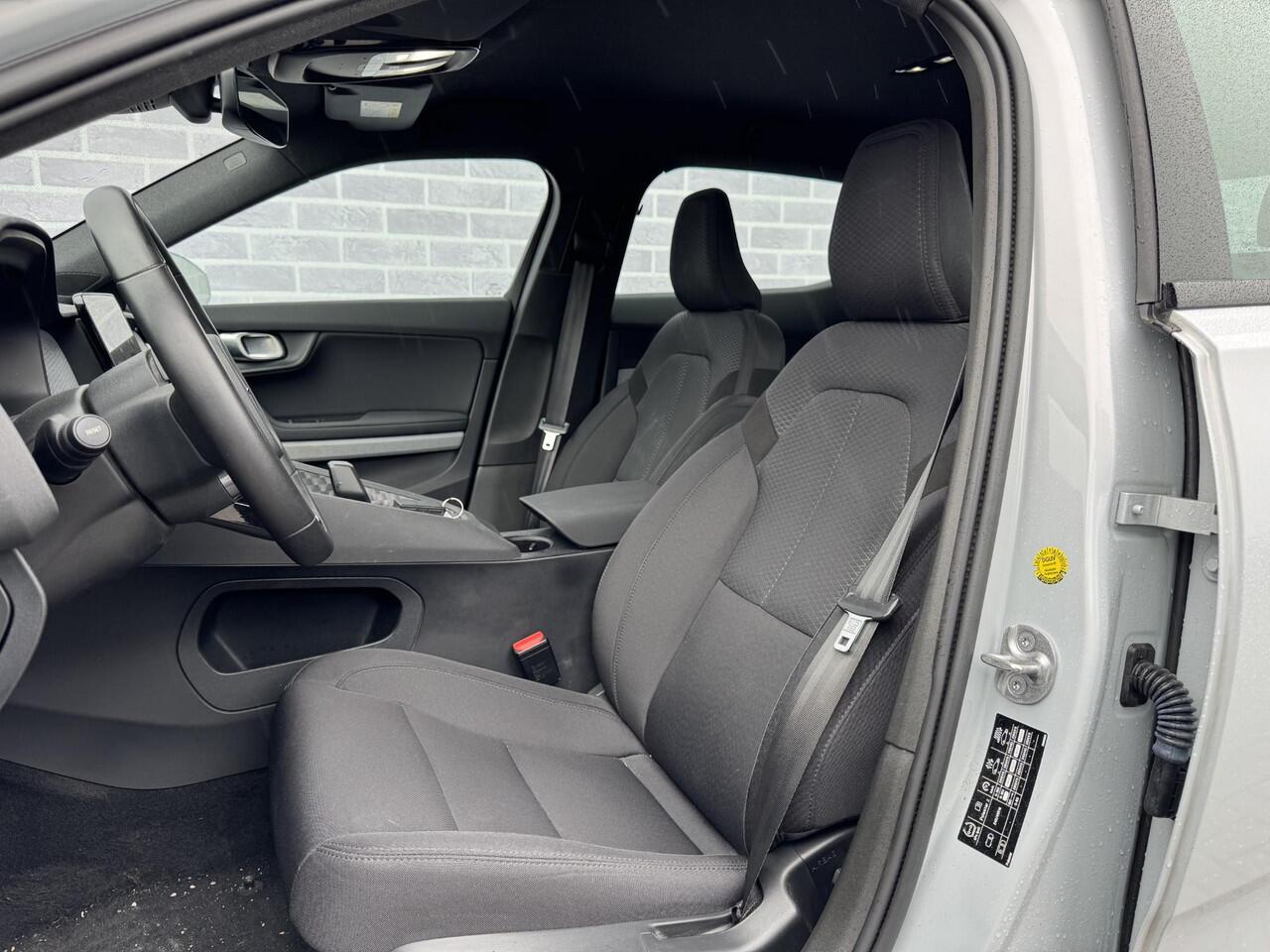 Polestar 2 Long Range Single Motor 78 kWh | Pilot lite pack | Adaptive cruise control | 360 camera | Stoelverwarming | Google Maps navigatie | Dodehoekdetectie BLIS | LED koplampen | Keyless | Apple Carplay / Android Auto |