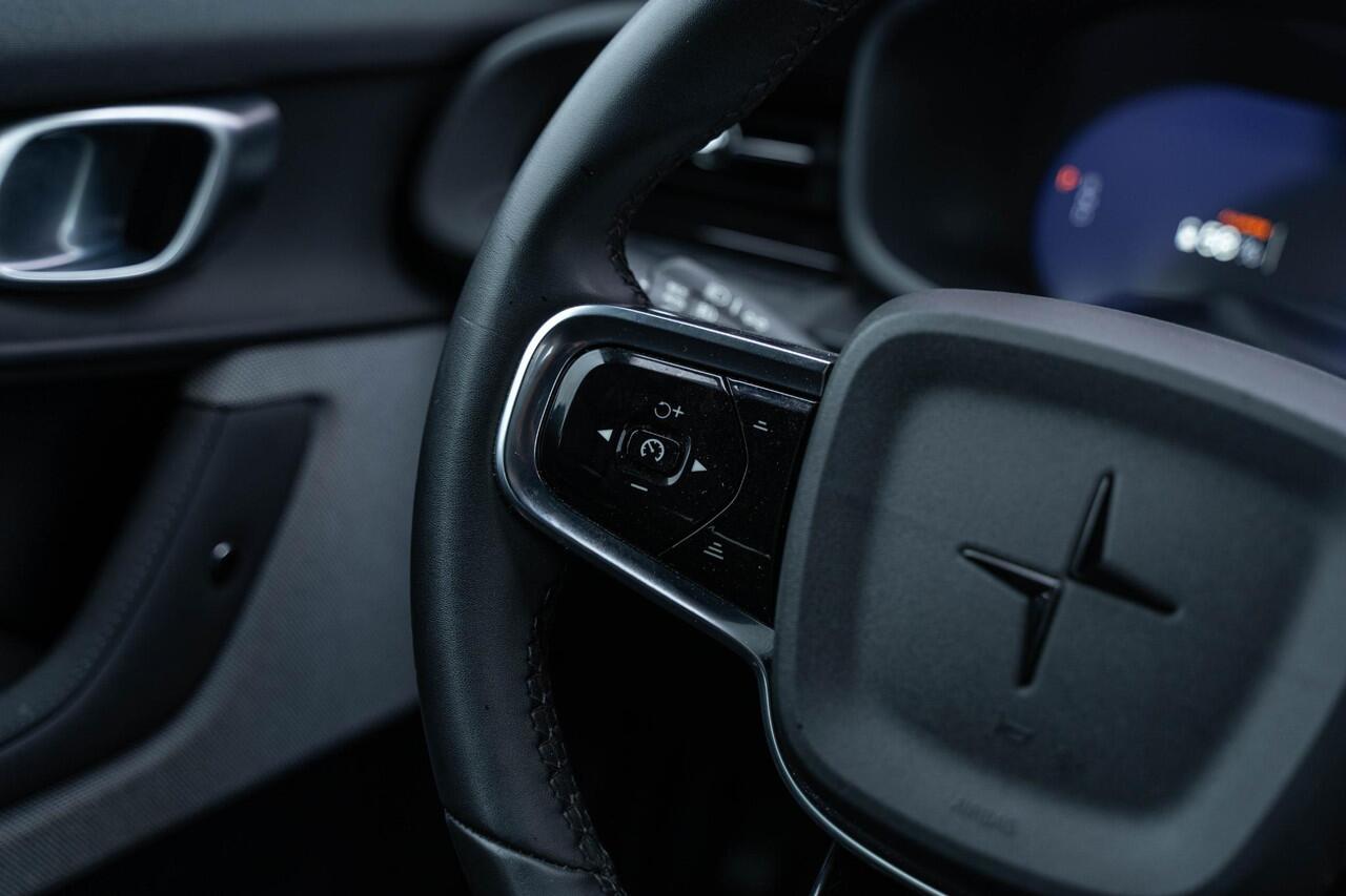 Polestar 2 Long Range Single Motor 78 kWh | Pilot lite pack | Adaptive cruise control | 360 camera | Stoelverwarming | Google Maps navigatie | Dode hoek detectie BLIS | LED koplampen | Keyless | Apple Carplay / Android Auto |