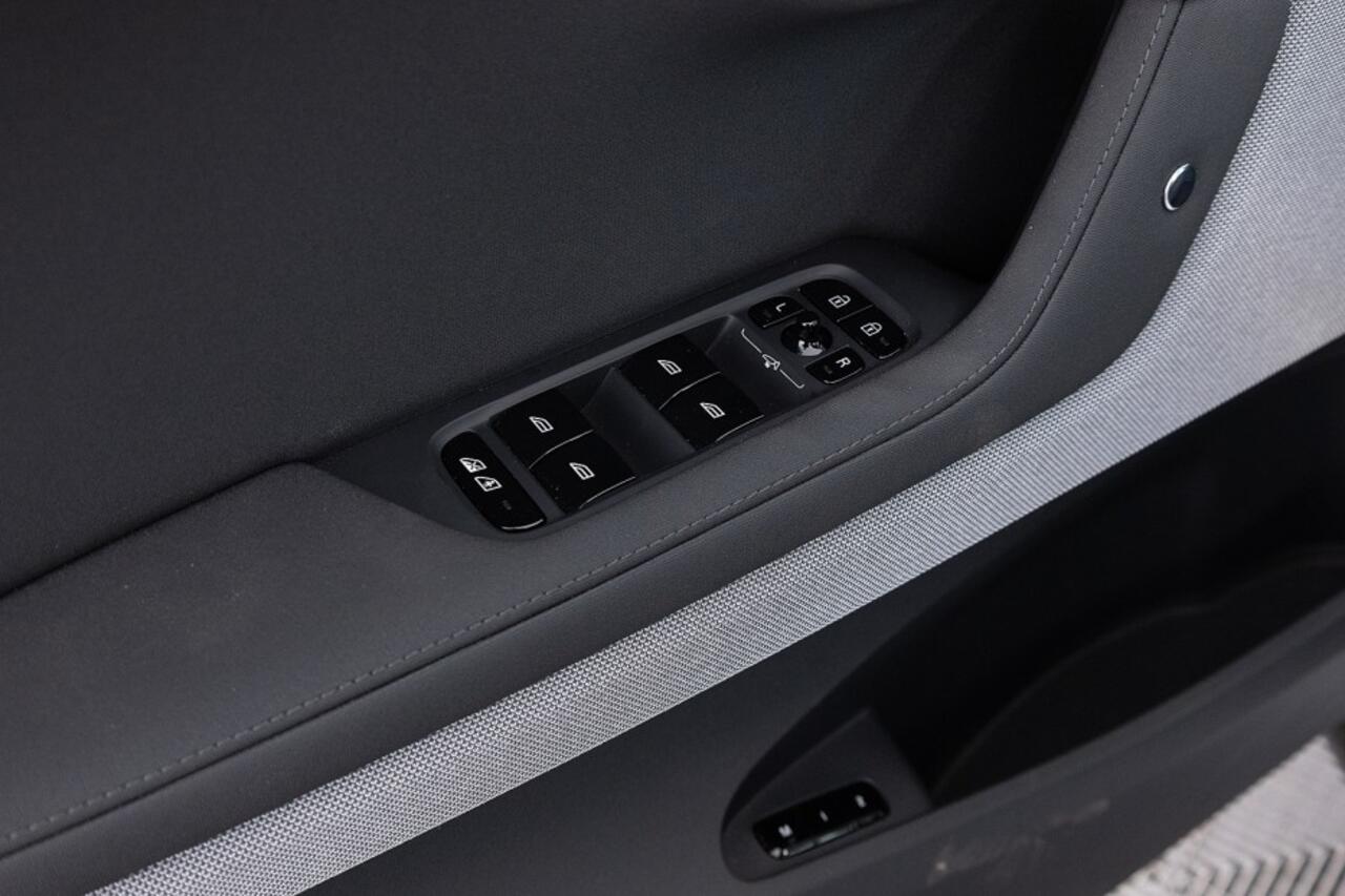 Polestar 2 Long Range Single Motor 82 kWh | Full LED | NAVI | ECC