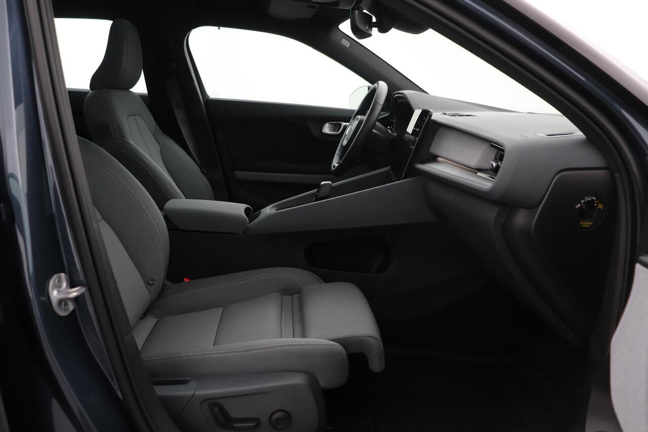 Polestar 2 Long Range Single Motor Plus 82 kWh | Plus | Pilot | Trekhaak | Panoramadak | ACC | 360° Camera