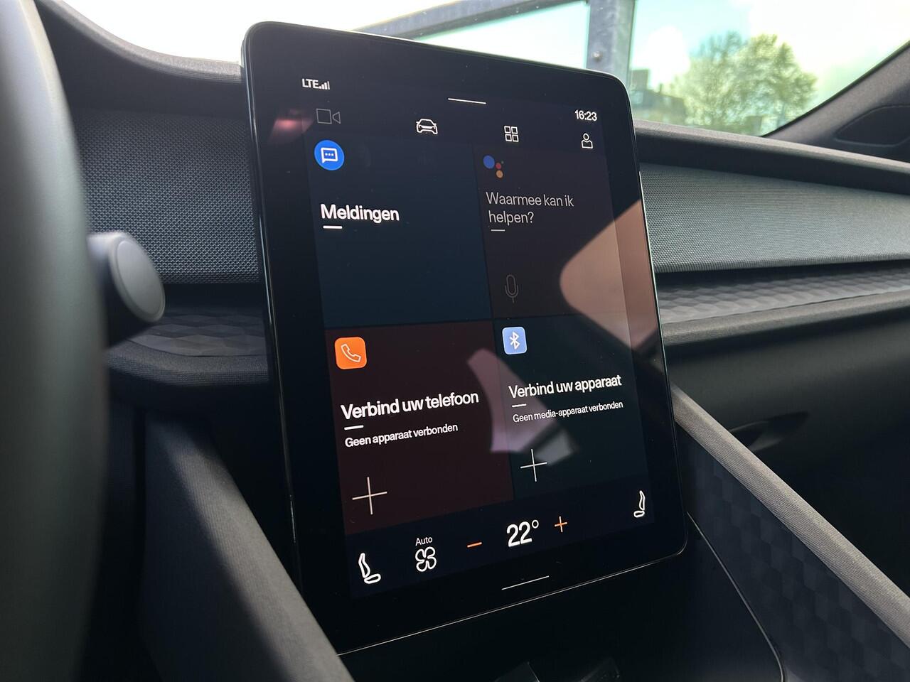 Polestar 2 Long Range Single Motor 82 kWh Semi Elektrische Trekhaak, 360gr. Parkeer camera, Adaptive cruise control, Verwarmde stoelen, Electrische achterklep