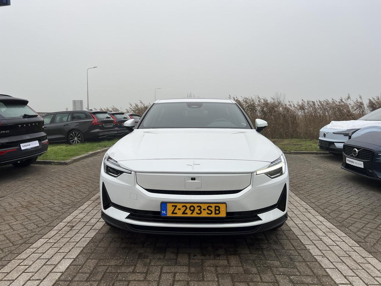 Polestar 2 Long Range Single Motor Plus 82 kWh Plus|Trekhaak|MY24|Snow white|