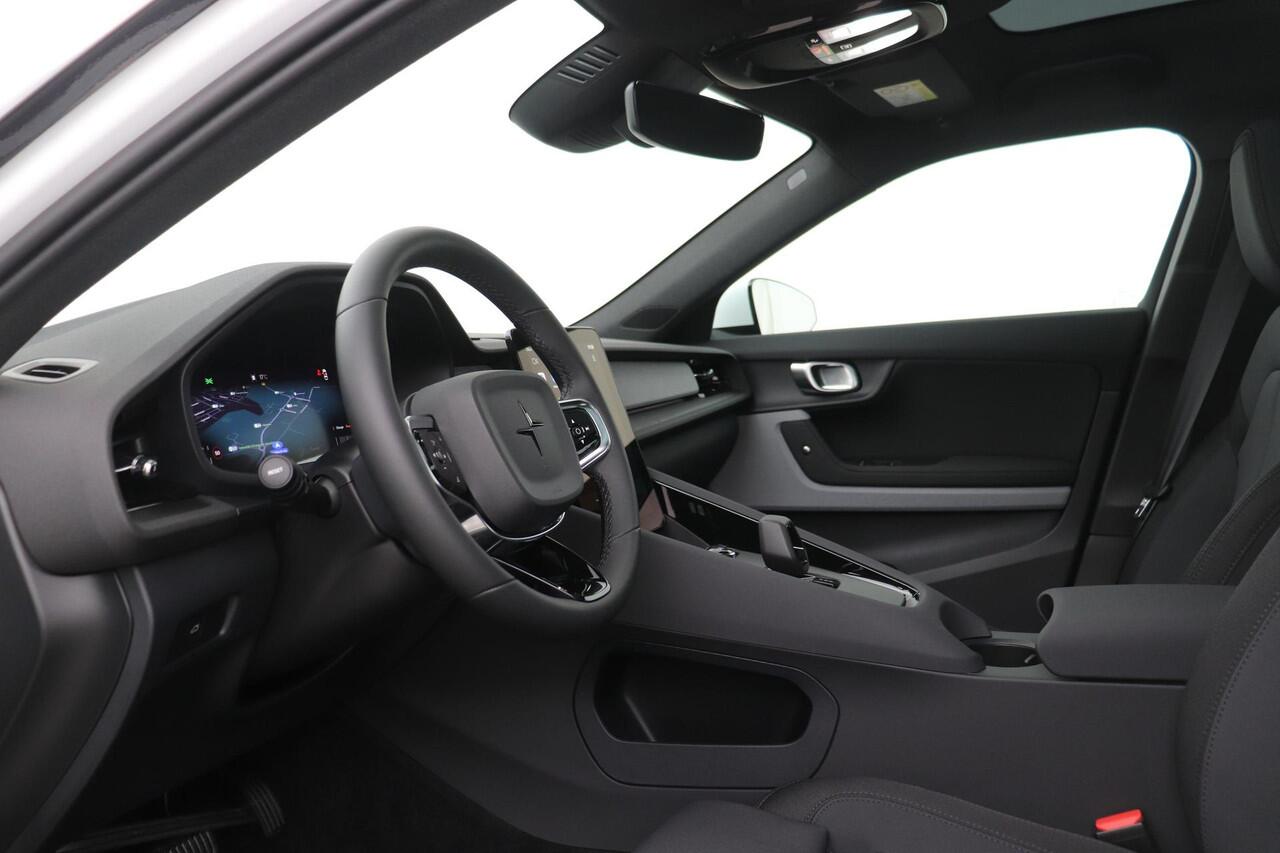 Polestar 2 Long Range Single Motor 82 kWh | NIEUW! | Plus | Pilot | Panoramadak | ACC | 360 Camera | Stoel+Stuurverwarming