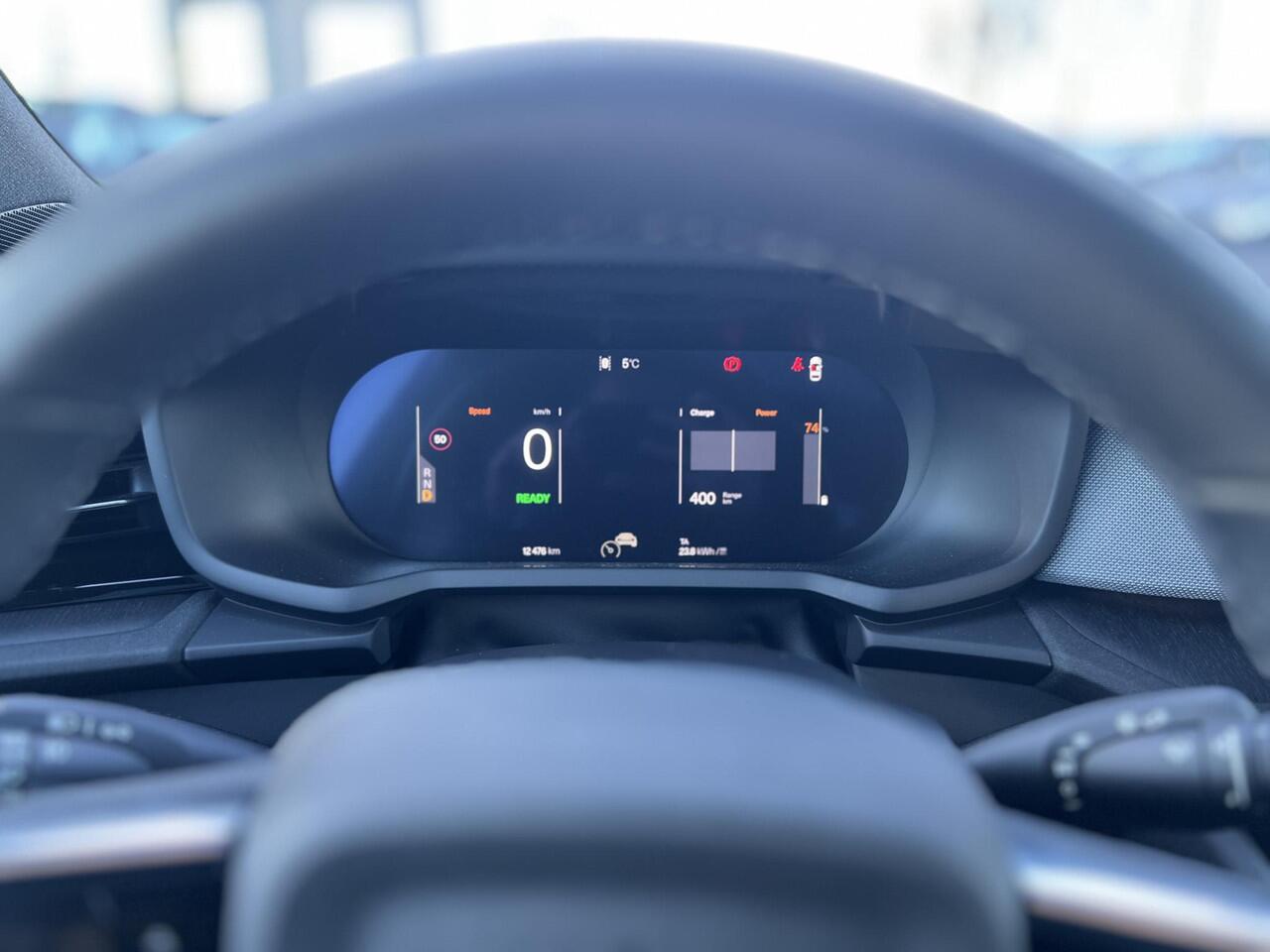 Polestar 2 Long Range Single Motor Plus 82 kWh | Pano Dak | Warmtepomp | Stuurverwarming | WLTP 659 KM | ACC