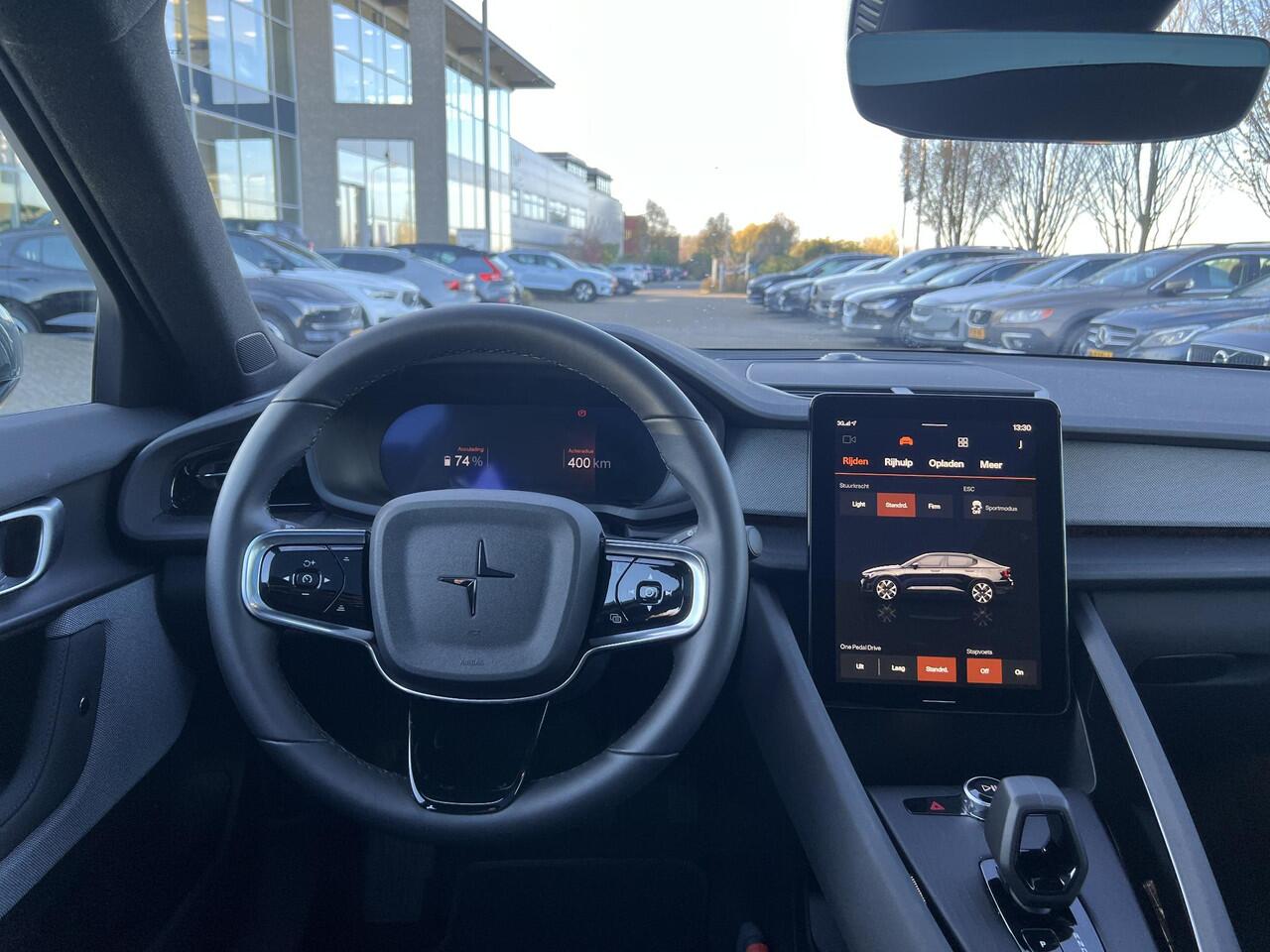 Polestar 2 Long Range Single Motor Plus 82 kWh | Pano Dak | Warmtepomp | Stuurverwarming | WLTP 659 KM | ACC