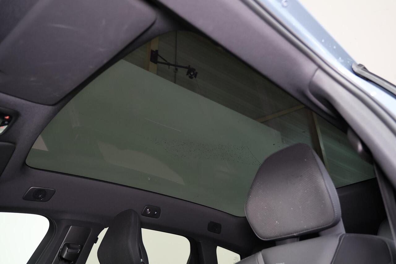 Polestar 3 Dual motor 111 kWh - Panoramadak - Adaptive cruise control - BLIS - 360º Camera - Bowers & Wilkins audio - Verwarmde voorstoelen & stuur - Parkeersensoren voor & achter - Head up display - Draadloze tel. lader - Extra getint glas - 21' LMV