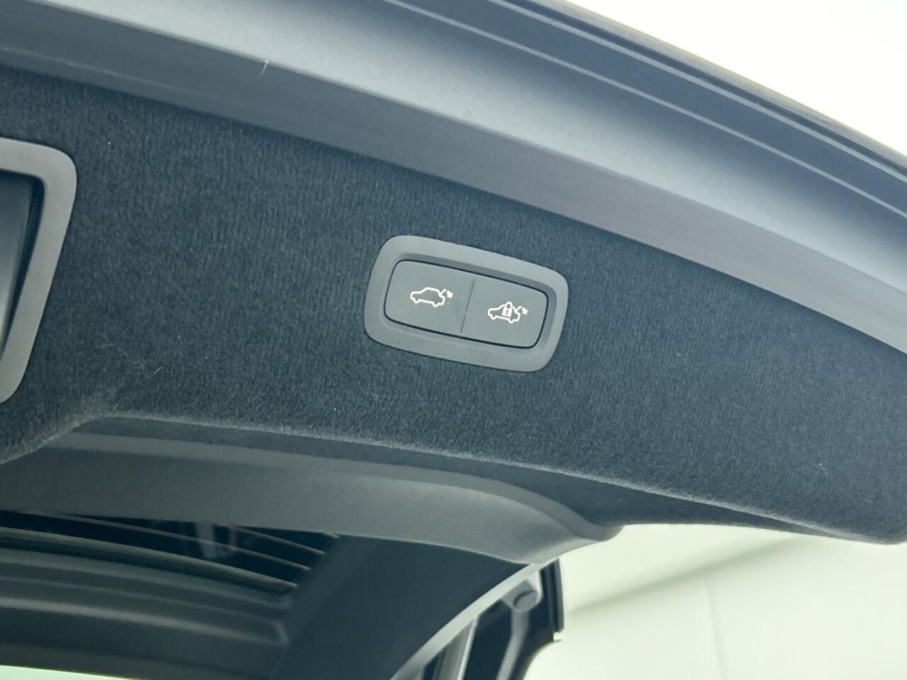 Polestar 3 LRDM Performance | 111kWh | Pilot | Plus | HD-Led Koplampen | De