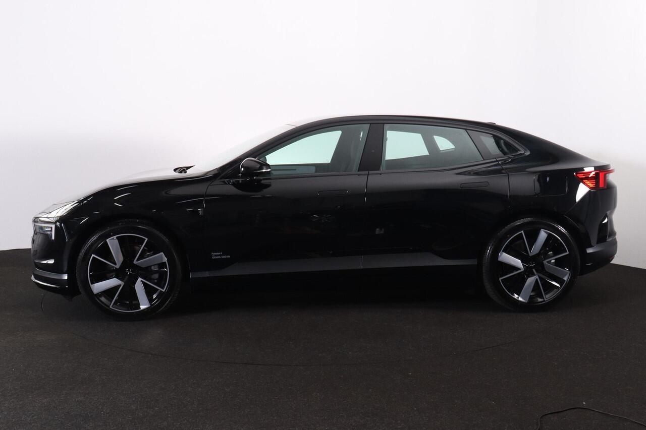 Polestar 4 Long Range Plus 100 kWh NIEUW - Panoramadak - IntelliSafe Assist & Surround - Pilot Pack - 360º Camera - Harman/Kardon audio - Verwarmde voorstoelen, stuur & achterbank - Head up display - Parkeersensoren voor & achter - 21' LMV