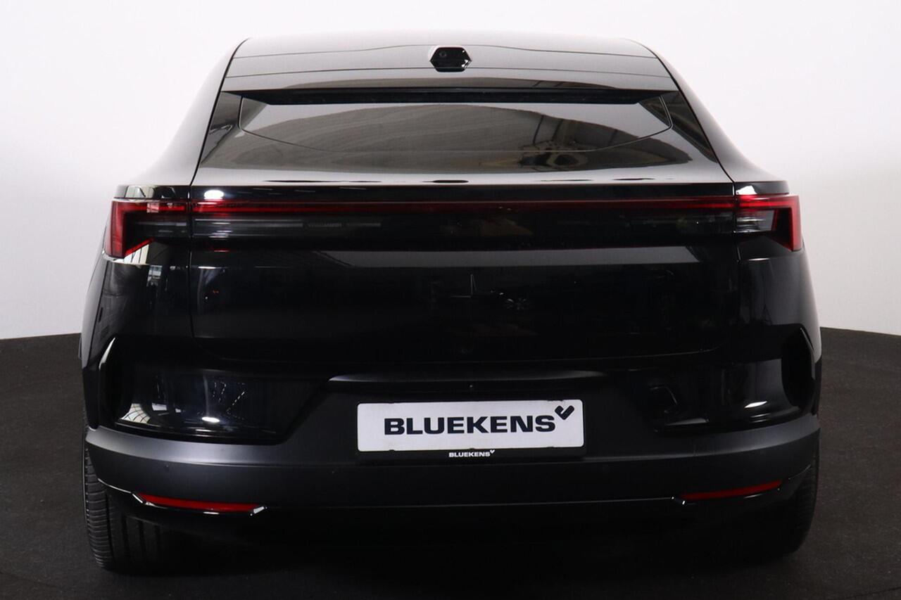 Polestar 4 Long Range Plus 100 kWh NIEUW - Panoramadak - IntelliSafe Assist & Surround - Pilot Pack - 360º Camera - Harman/Kardon audio - Verwarmde voorstoelen, stuur & achterbank - Head up display - Parkeersensoren voor & achter - 21' LMV