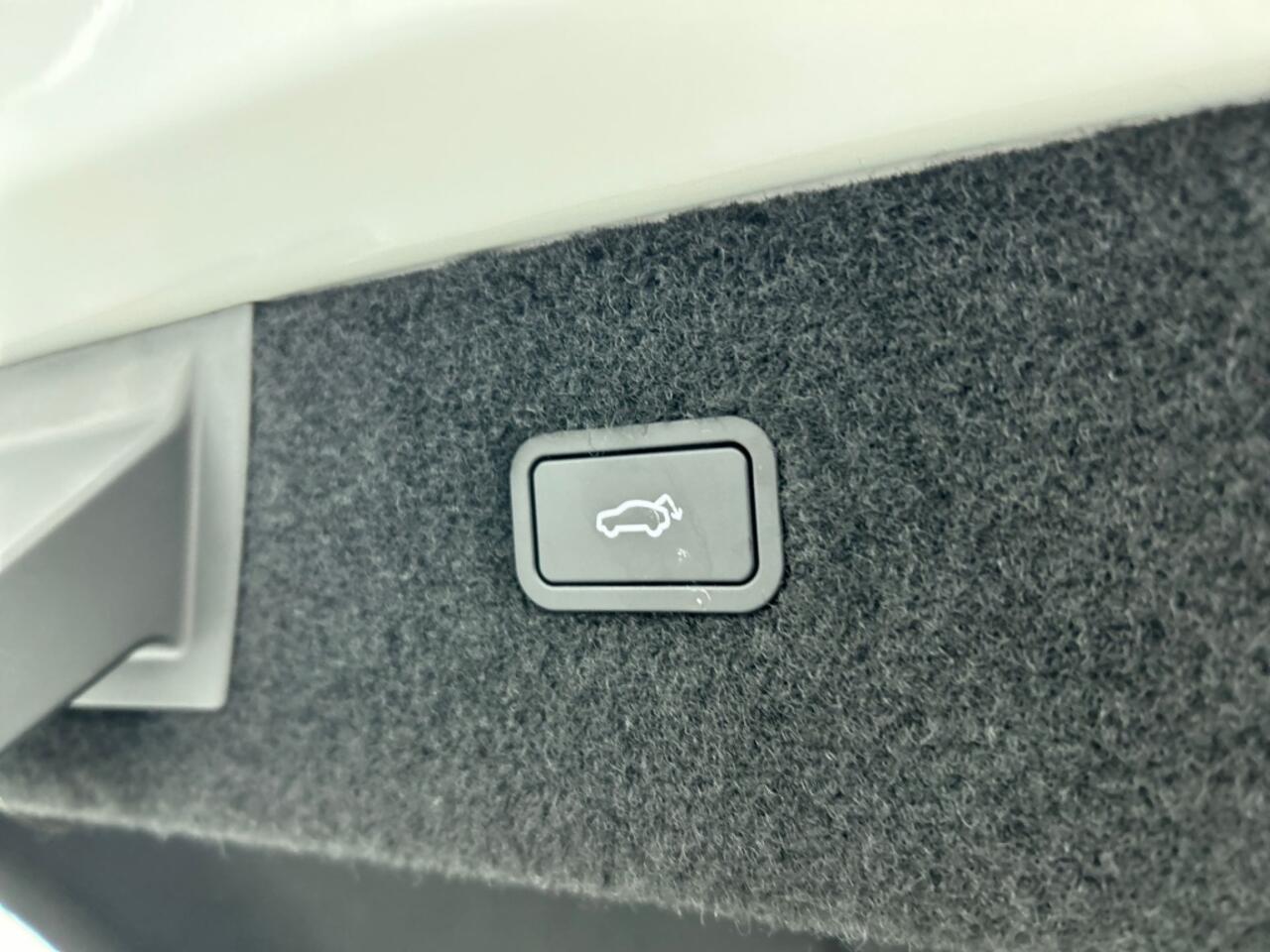 Polestar 4 Long Range Dual Motor 100 kWh Pilot Plus Performance