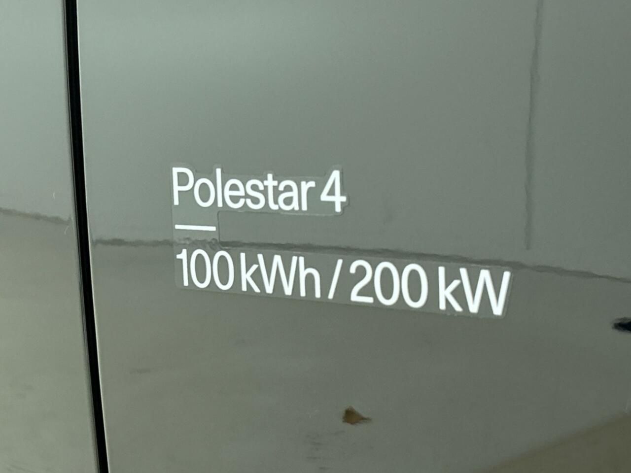 Polestar 4 LRSM 100 kWh | Plus | Pro | Tailored Knit