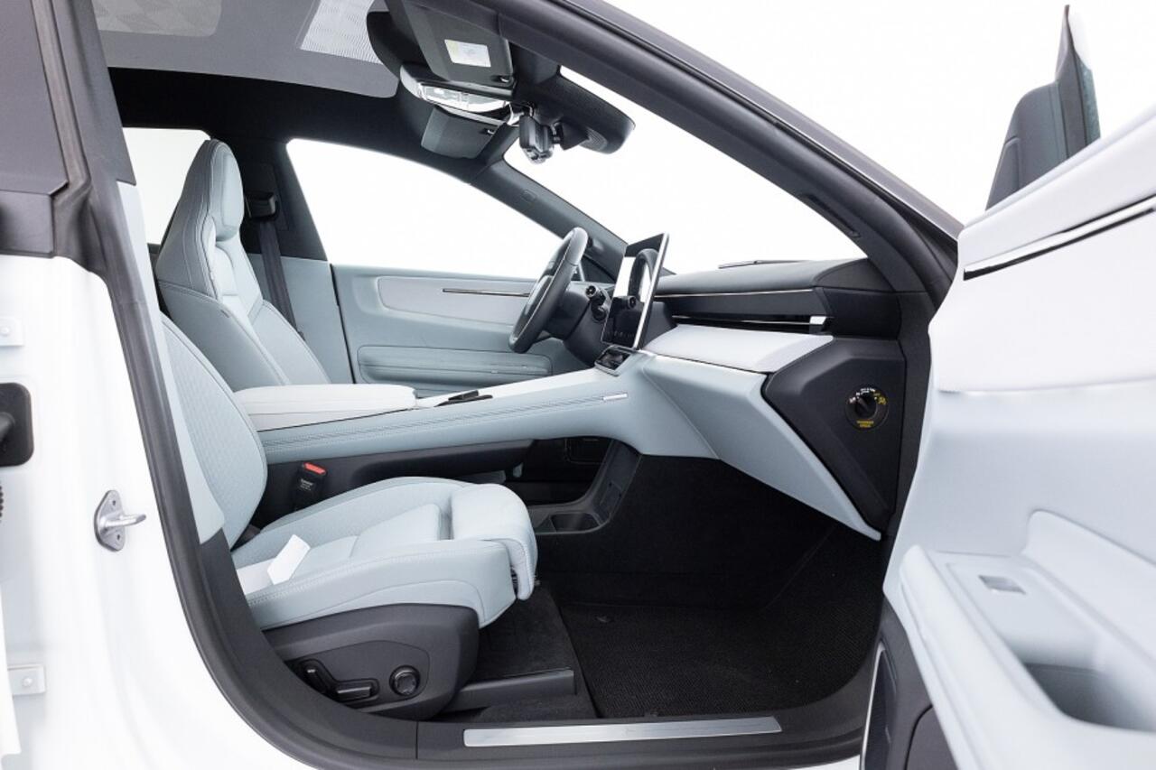 Polestar 4 Long Range Single motor 100 kWh | Plus Pack | 360 Camera | Winter Pack