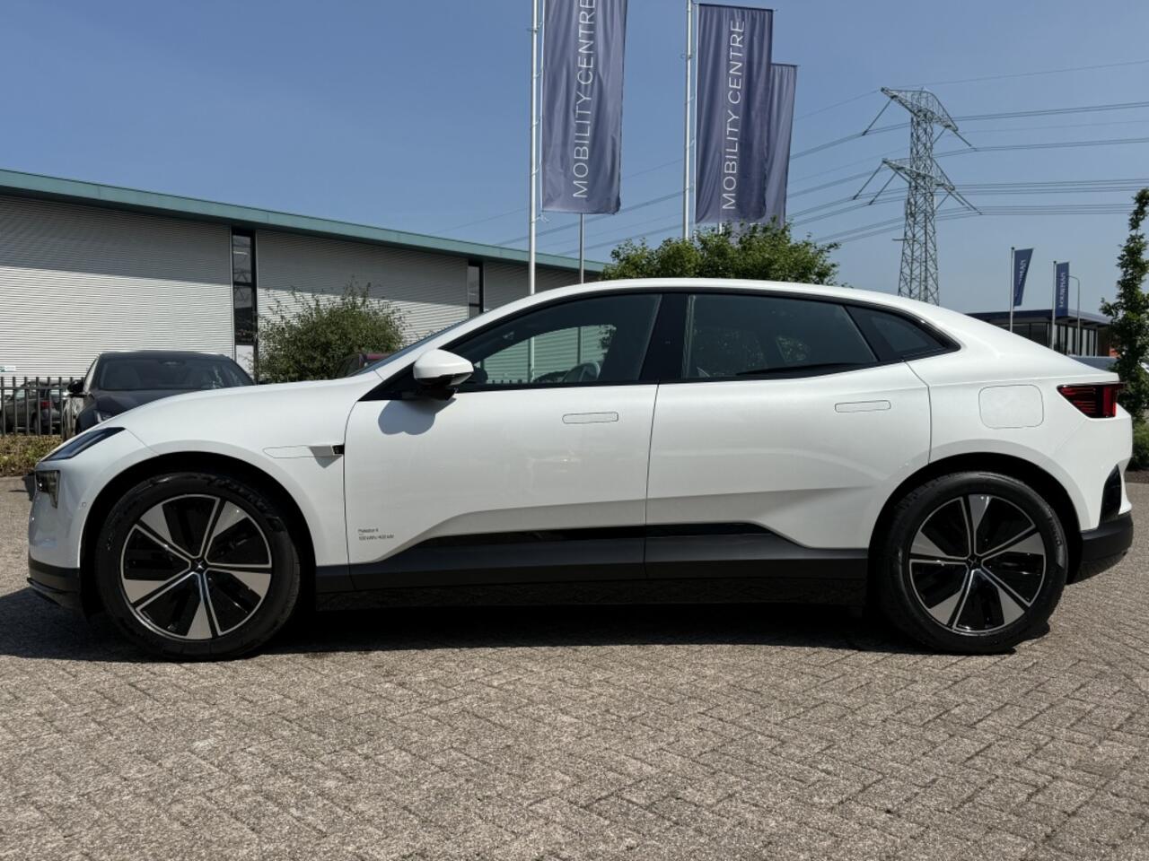 Polestar 4 Long Range Dual Motor | Plus & Pilot Pack | Snow