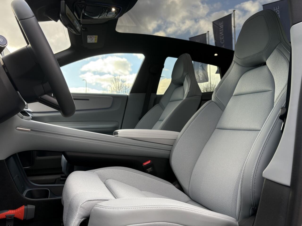 Polestar 4 Long Range Single Motor | Plus & Pilot Pack | Tailored Knit