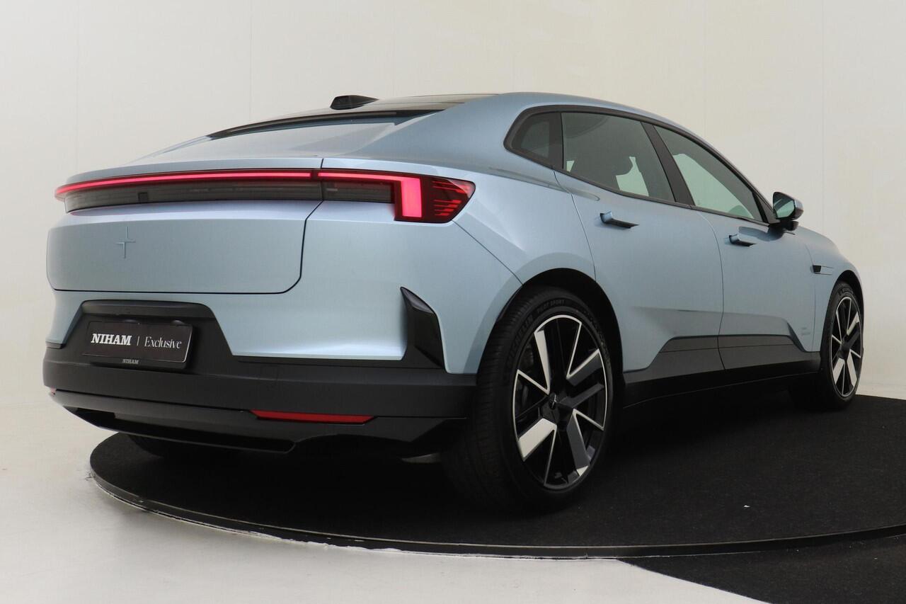 Polestar 4 LONG RANGE SINGLE MOTOR PLUS 100 kWh *NIEUW!* -PILOT|21"|HARMAN/KARDON|POWER-SEATS|BLIS|360°CAM