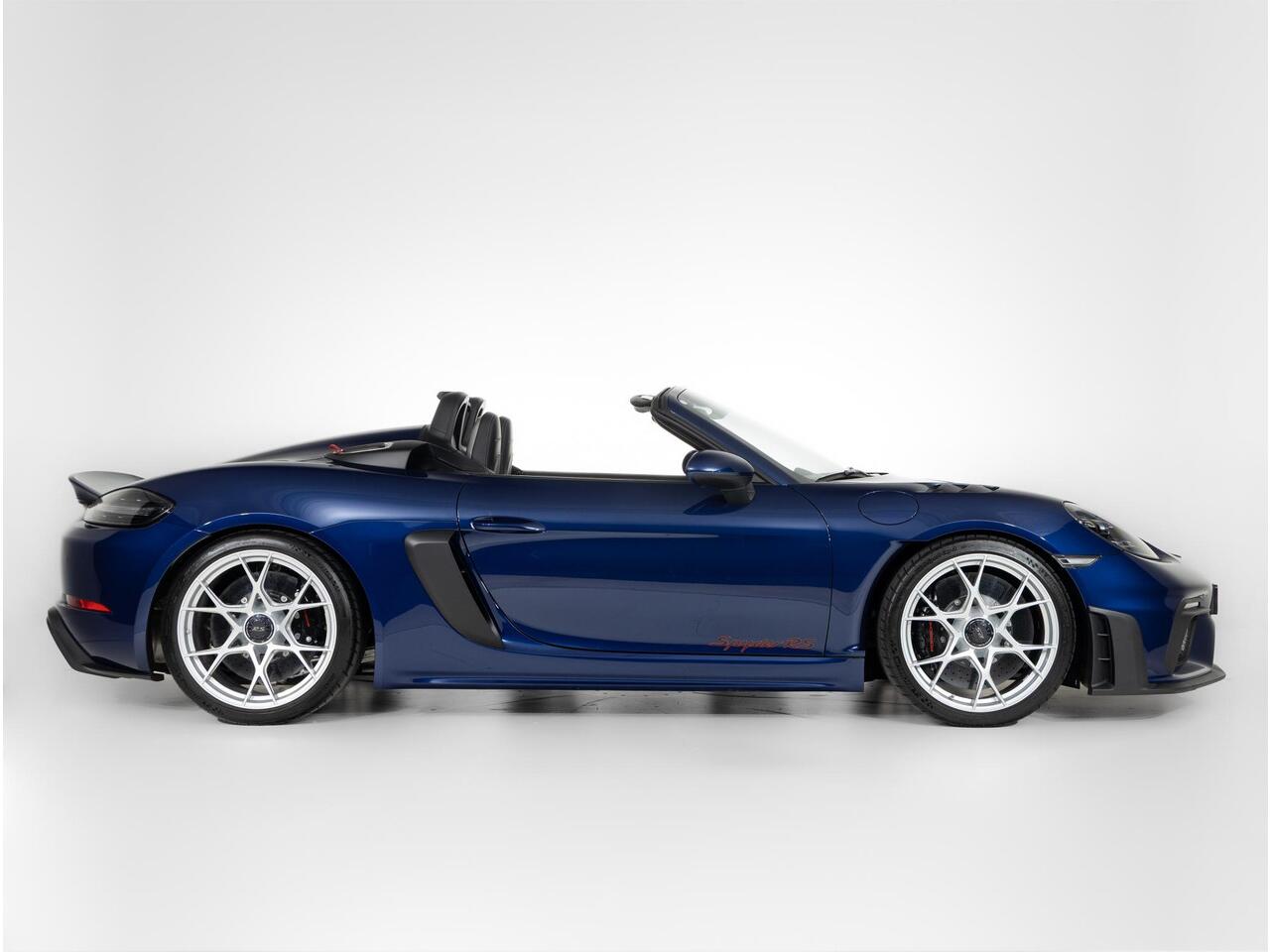 Porsche 718 Spyder RS