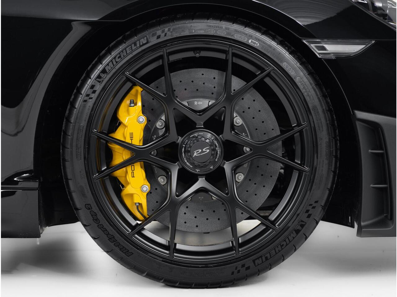 Porsche 718 Spyder RS