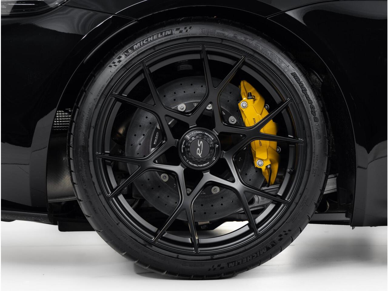 Porsche 718 Spyder RS