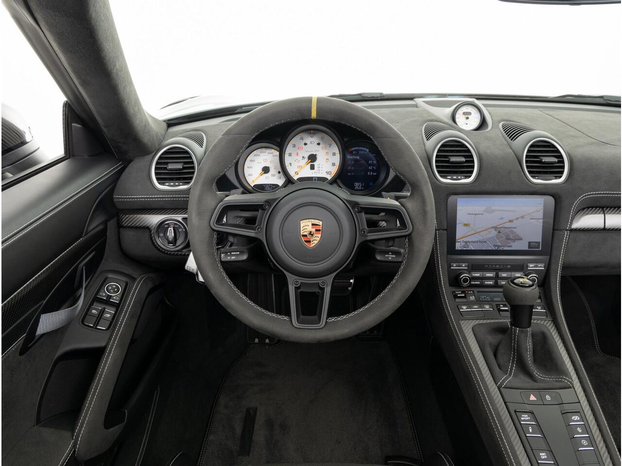 Porsche 718 Spyder RS