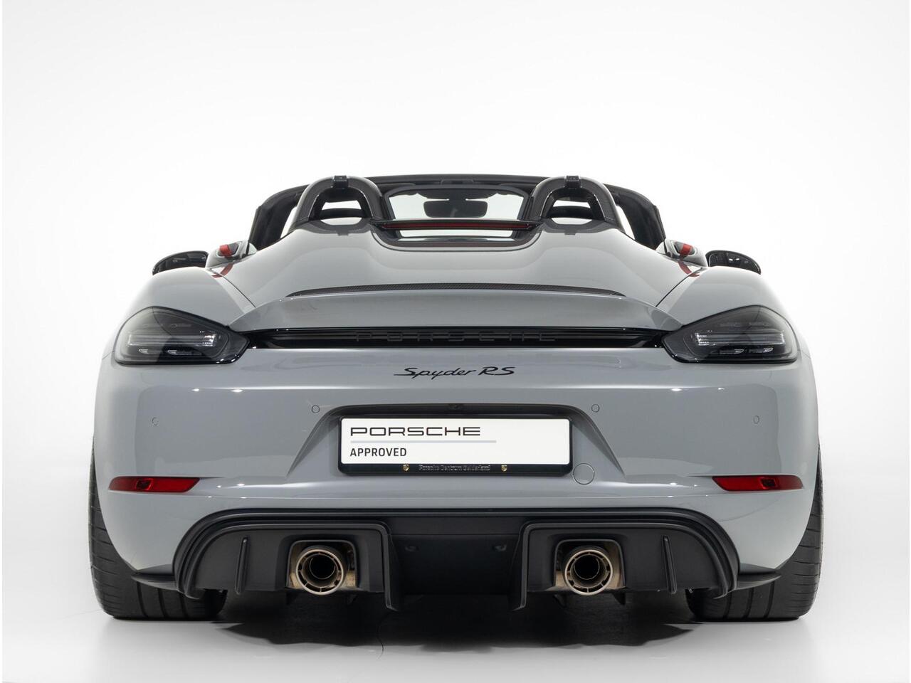 Porsche 718 Spyder RS