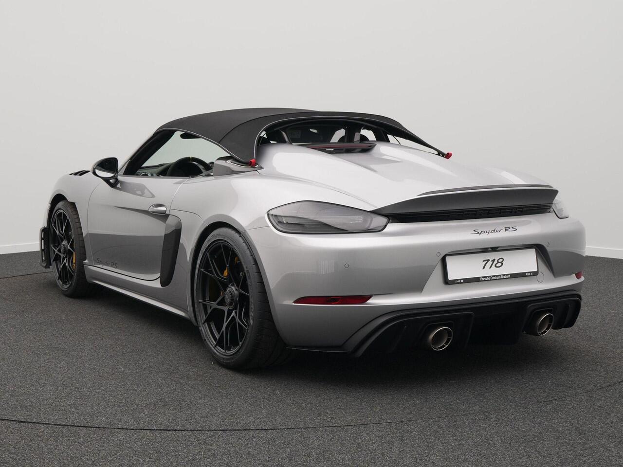 Porsche 718 Spyder RS